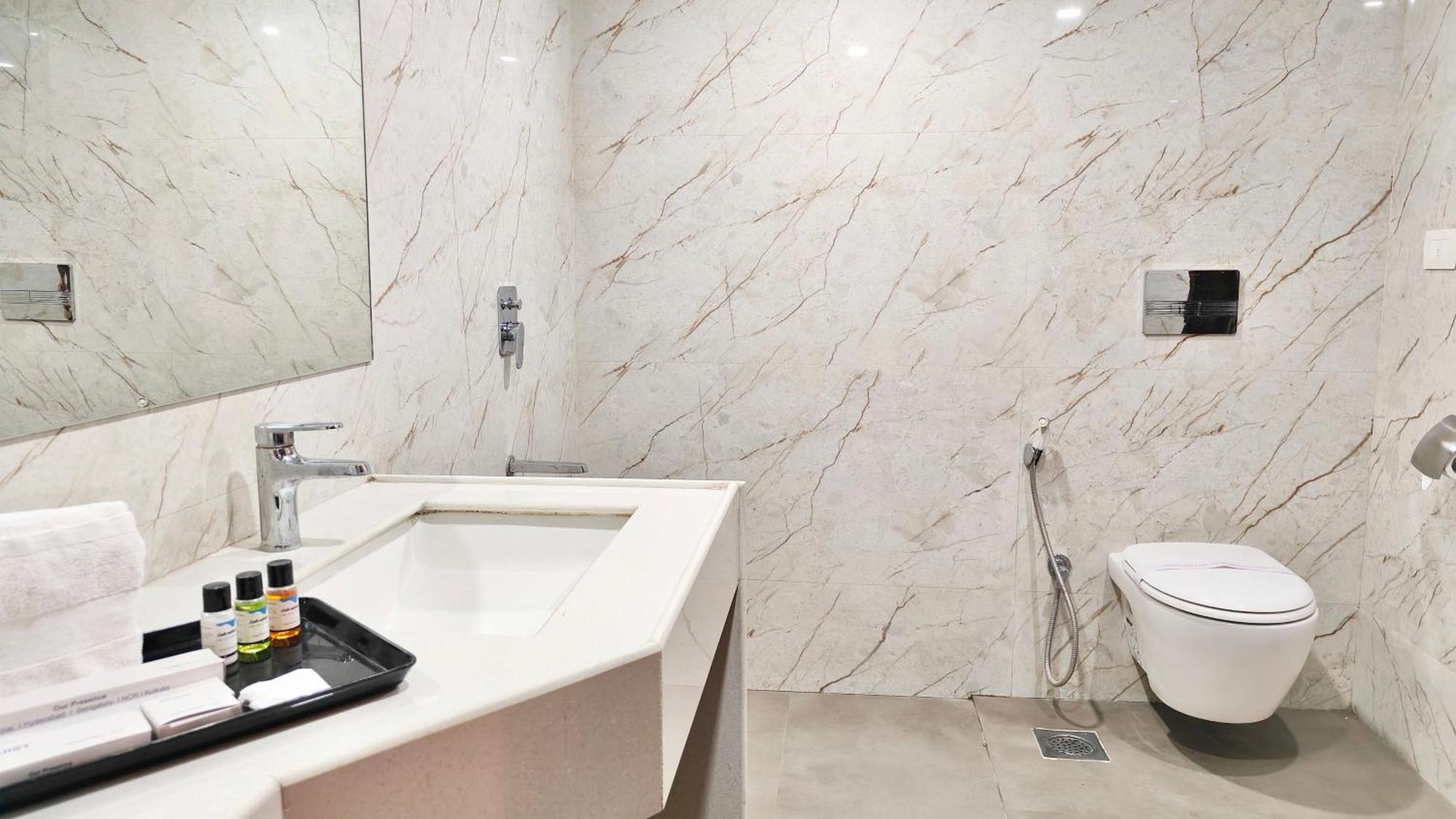 The Altruist Business Hotel Kharadi بونة المظهر الخارجي الصورة